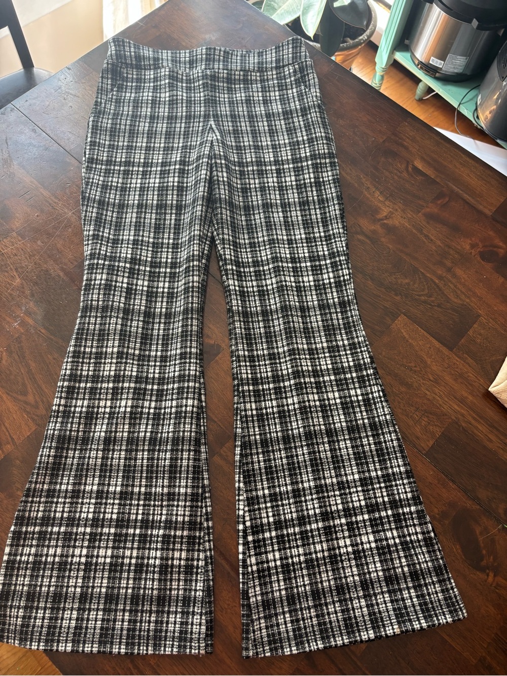 Plaid Flared Pants - Black & White